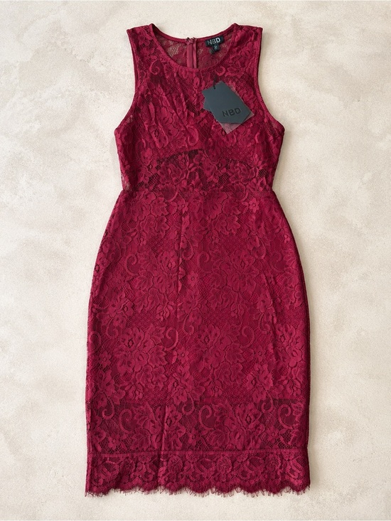 NBD Dresses & Skirts - NBD Women’s Wine Red Floral Lace Sheath Cocktail Midi Dress Size S NWT